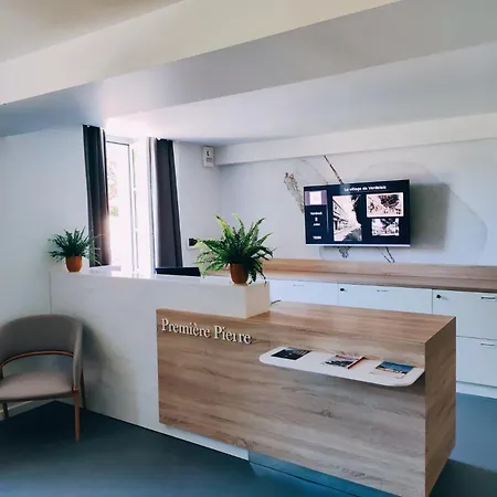 Premiere Pierre Apartman Verdelais