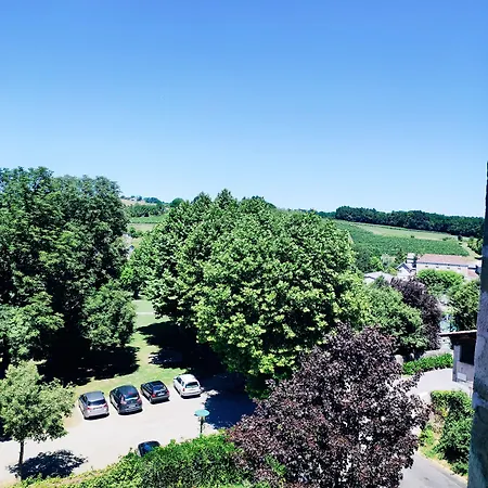 Premiere Pierre Apartman