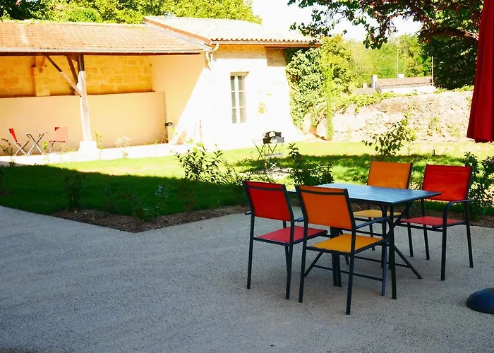 Premiere Pierre 아파트 Verdelais