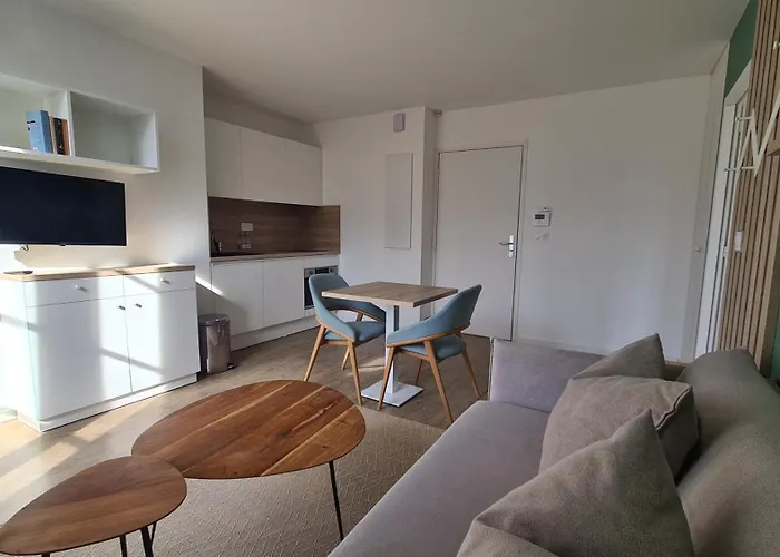 Premiere Pierre דירה *